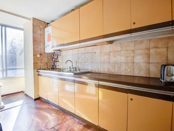 Ideal para remodelar ubicado en Ricardo Lyon, Providencia