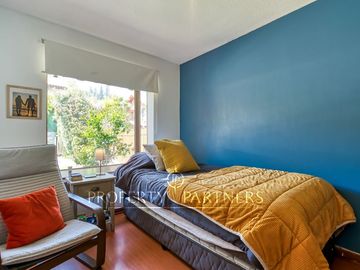 ,En condominio casa en Venta en La Reina