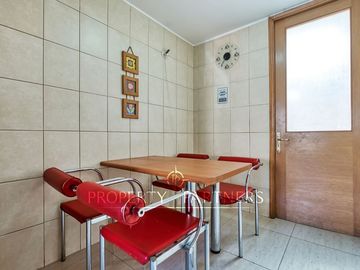 ,En condominio casa en Venta en La Reina