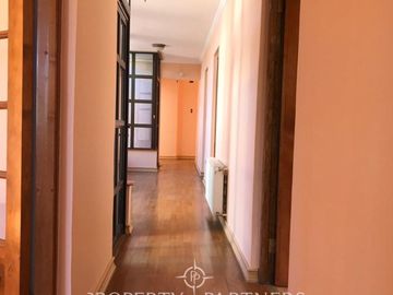 Condominio DaVinci, casa de 4 habitaciones con piscina