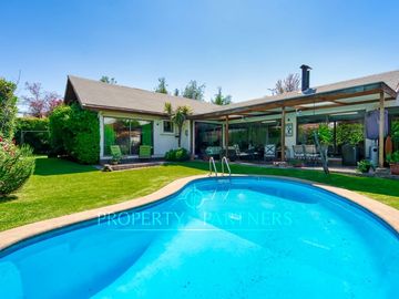 Linda y acogedora casa a la Venta en La Reina