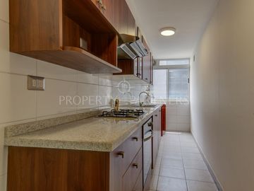 Departamento Semi-Nuevo cercano a Metro