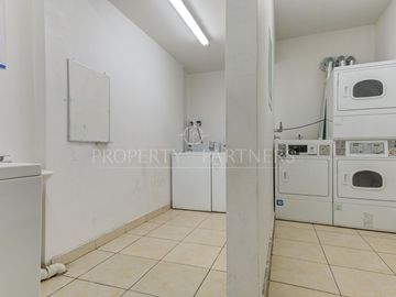 Departamento Semi-Nuevo cercano a Metro