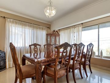 Vende casa amplia hermosa vista en Jardines del Sur