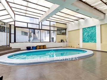 Vende casa amplia hermosa vista en Jardines del Sur