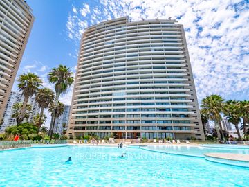 Excepcional Departamento con Vista al Mar en Condominio Jardín del Mar