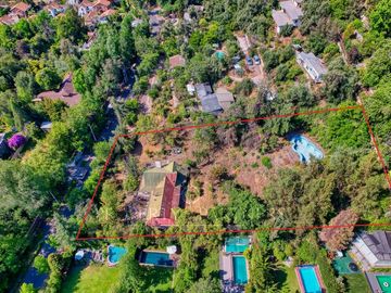 Excelente terreno en venta. La Reina Alta