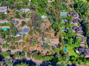 Excelente terreno en venta. La Reina Alta