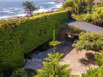 Casa en primera línea frente al mar cerca de Chiringuito Zapallar