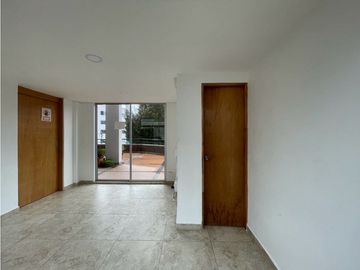 SE VENDE APARTAMENTO Y/O LOCAL TIPO DUPLEX PRIMER PISO EN LA CEJA