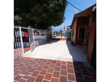 HERMOSA Y AMPLIA CASA EN ARRIENDO Barrio San JOSE