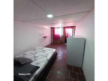 HERMOSA Y AMPLIA CASA EN ARRIENDO Barrio San JOSE