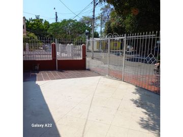 HERMOSA Y AMPLIA CASA EN ARRIENDO Barrio San JOSE