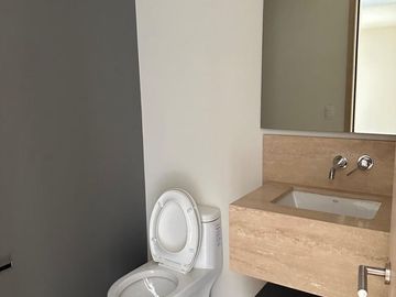 INTERLOMAS DEPARTAMENTO EN VENTA EN BELLISIMO DESARROLLO