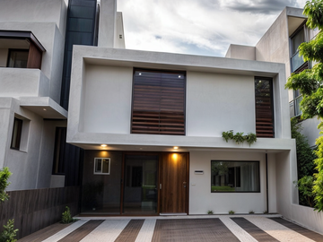 Se Vende Casa en Milenio III, Coto Club Alborada, Alberca, Seguridad 24.7