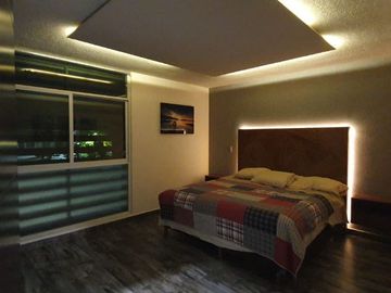 Se Vende Casa en Milenio III, Coto Club Alborada, Alberca, Seguridad 24.7