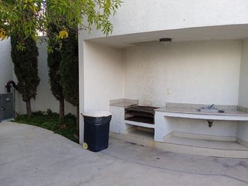 Se Vende Casa en Milenio III, Coto Club Alborada, Alberca, Seguridad 24.7