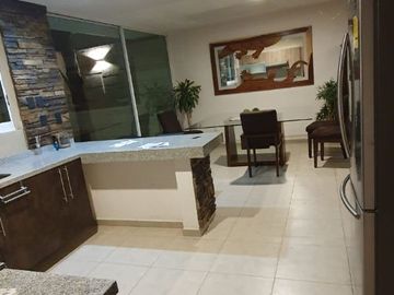 Se Vende Casa en Milenio III, Coto Club Alborada, Alberca, Seguridad 24.7