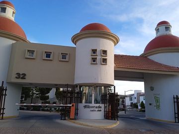 Se Vende Casa en Milenio III, Coto Club Alborada, Alberca, Seguridad 24.7