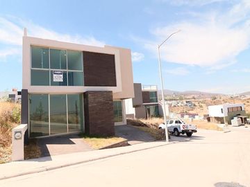 Casa en venta en Morelia, Fracc. Loma Alta en Tres Marías