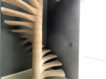 Casa  en Venta remodelada en Residencial Victoria