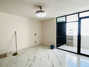 Casa  en Venta remodelada en Residencial Victoria