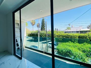 Casa  en Venta remodelada en Residencial Victoria