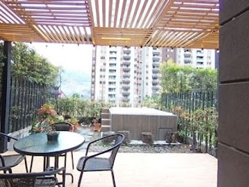 VENTA de CASAS en BELLO