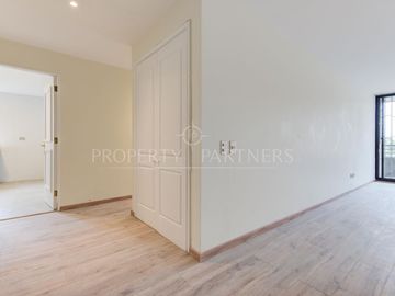 Departamento renovado en barrio residencial El Vergel, ideal inversión, Providencia