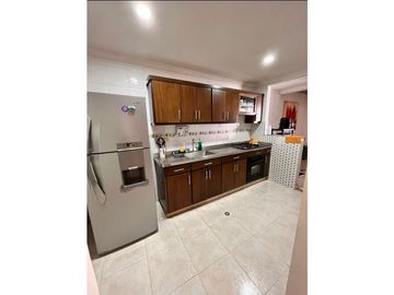 VENTA DE CASA EN LA CASTELLANA DE MONTERA