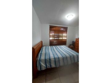 Se vende casa en Brisas del Golf- Piscina