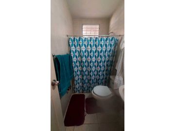 Se vende casa en Brisas del Golf- Piscina