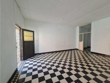 Casa sector Comercial en Centro histórico de Santa Marta.