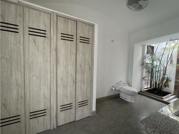 SE VENDE CASA RECIÉN REMODELADA CONDOMINIO EL PEÑÓN GIRARDOT
