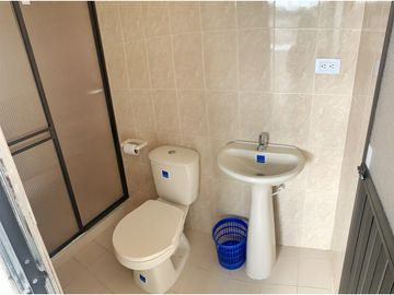 VENDO CASA SOBRE CRA 9 CENTRO (SECTOR COMERCIAL)