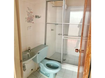 VENDO CASA SOBRE CRA 9 CENTRO (SECTOR COMERCIAL)
