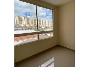VENDO CASA EN VERSALLES (AMPLIADA Y REMODELADA)
