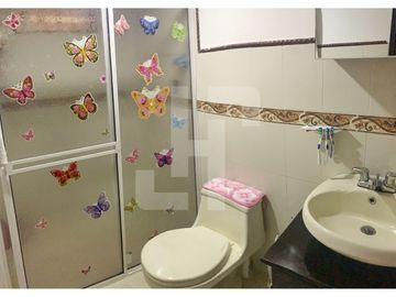 VENDO CASA BIFAMILIAR EN VILLA DEL NORTE