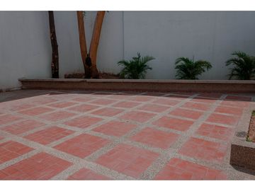 CASA EN VENTA -SECTOR BAVARIA