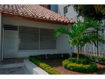 CASA EN VENTA -SECTOR BAVARIA