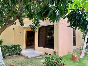 CASA EN CONJUNTO CERRADO RODADERO RESERVADO