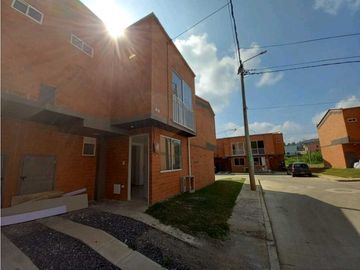 BROKER CASA EN VENTA PARA ESTRENAR BOSQUES DE CASTILLA POPAYAN
