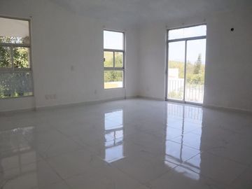 CASA EN VENTA EN FRACC. LAS CAÑADAS