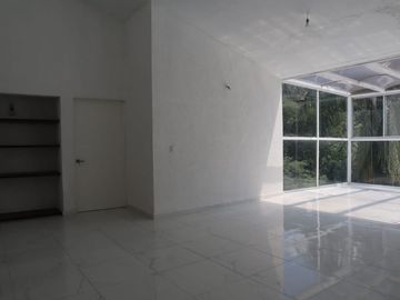 CASA EN VENTA EN FRACC. LAS CAÑADAS