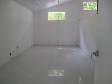 CASA EN VENTA EN FRACC. LAS CAÑADAS