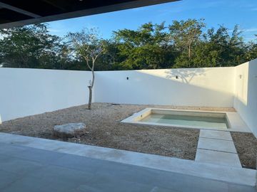 Residencia en venta! privada con amenidades al norte de la ciudad! Conkal!