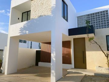 Residencia en venta! privada con amenidades al norte de la ciudad! Conkal!