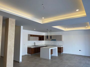 Residencia en venta! privada con amenidades al norte de la ciudad! Conkal!