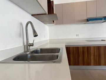 Residencia en venta! privada con amenidades al norte de la ciudad! Conkal!