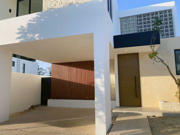 Residencia en venta! privada con amenidades al norte de la ciudad! Conkal!